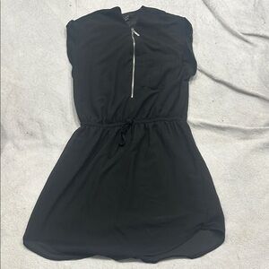 Elegant Black Mini Dress with Zipper Accent